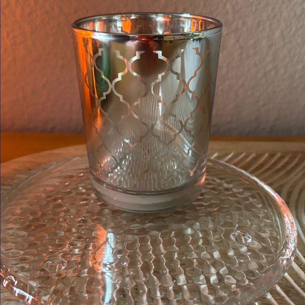 *EMPTY* candle holder